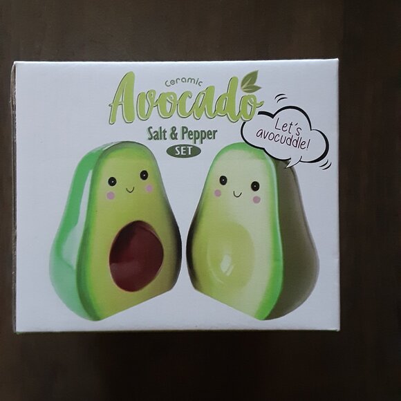 Streamline Avocado Salt & Pepper Ceramic Shaker Set - Picture 3 of 6